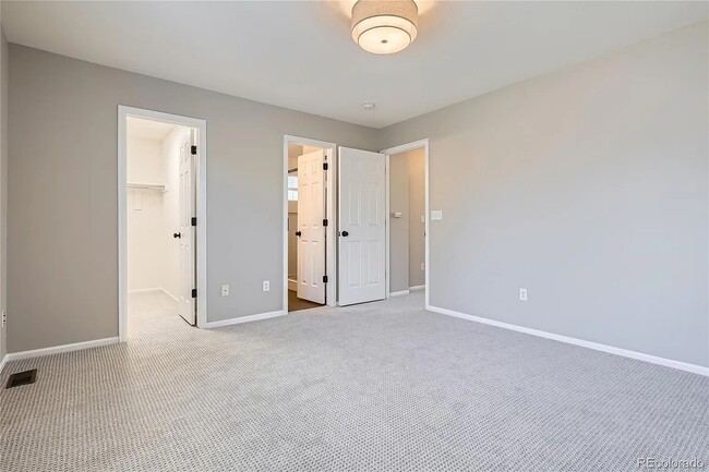 Building Photo - 1169 N Tabor Dr