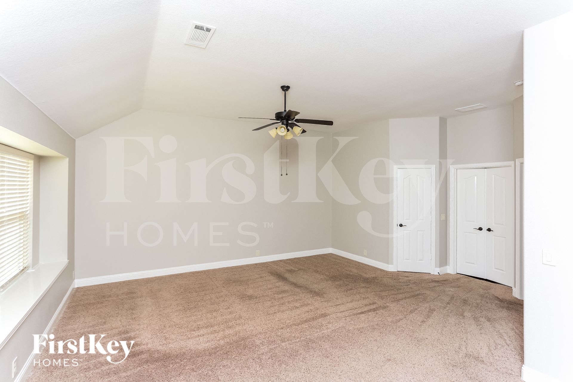 Building Photo - 921 Lucetta St