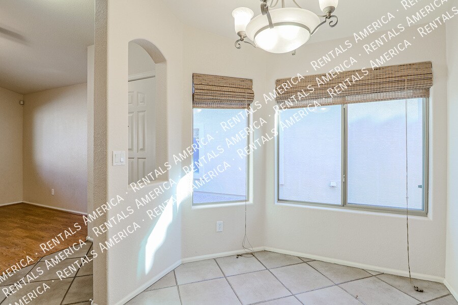 Building Photo - 16070 W Kendall St