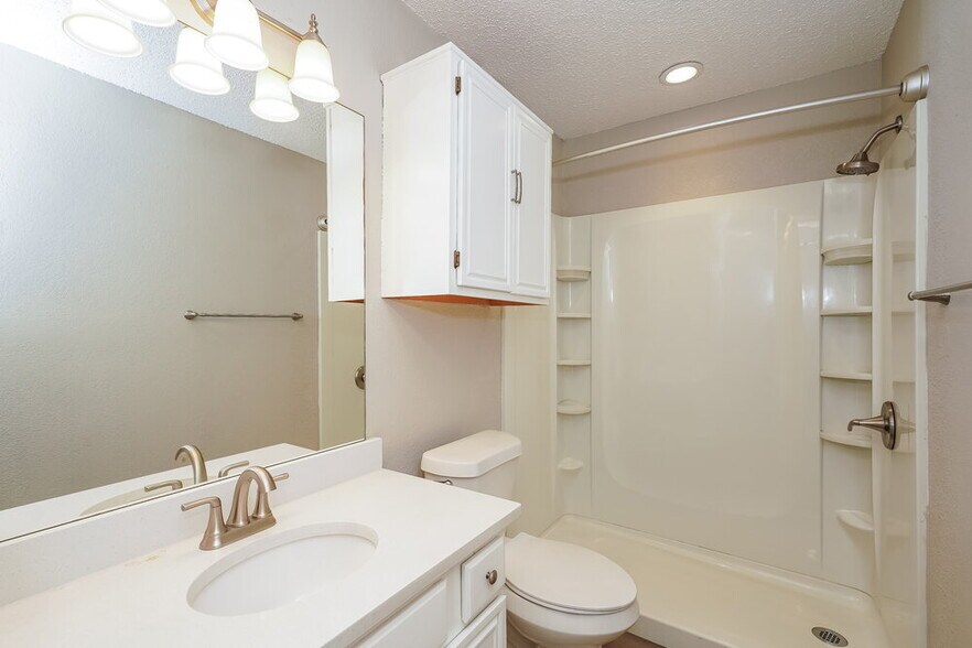 Building Photo - 556 Blue Haze Dr