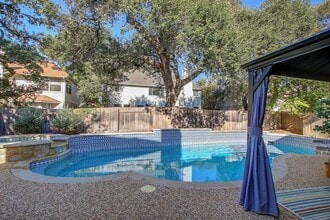 Building Photo - 10204 Prism Dr