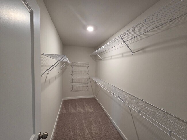 Building Photo - Spacious 4-Bedroom New Build in Ooltewah!
