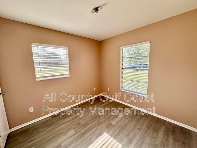 Building Photo - 7743 119 Ave E
