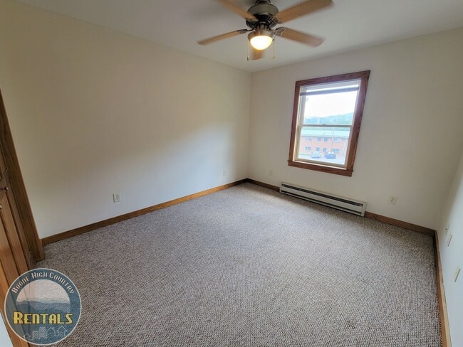 Building Photo - 2bd/1ba Condo Right Next To ASU Campus