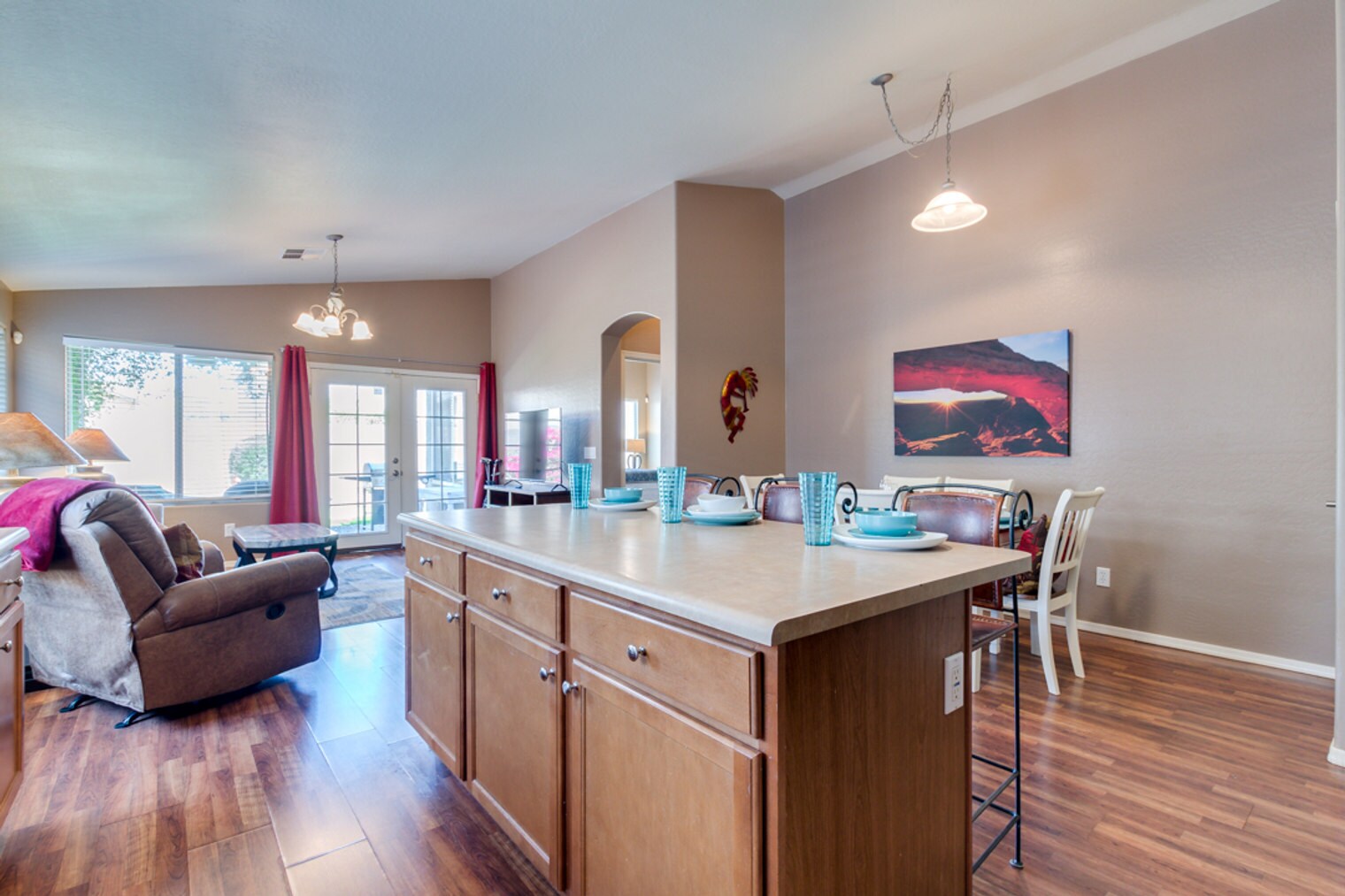 Building Photo - 44342 Palmen Dr