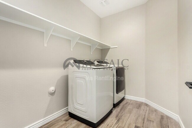 Building Photo - 22956 E Arroyo Verde Dr