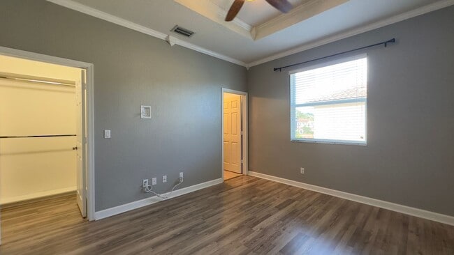 Building Photo - Charming 2-Bed Townhouse with on Ashley River Road!