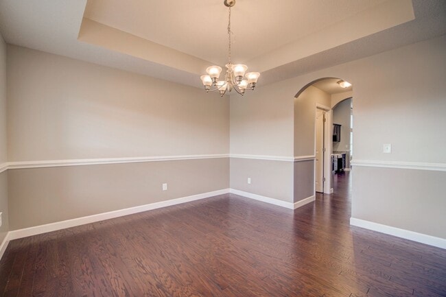 Building Photo - 732 Shelburne Ln