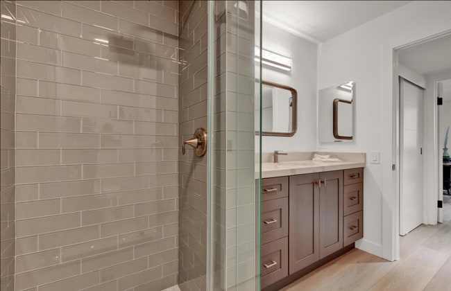 Building Photo - 750 State St