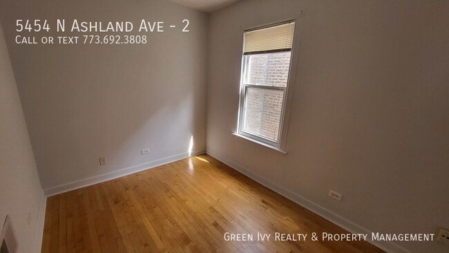 Building Photo - 5454 N Ashland Ave