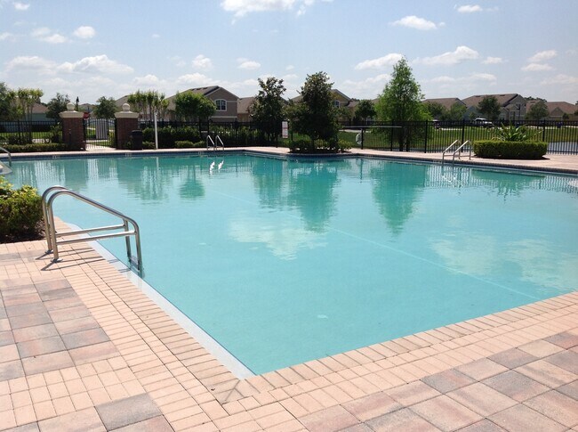 Building Photo - 2300 Betsy Ross Ln
