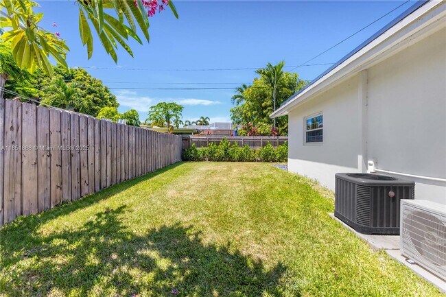 Building Photo - 9021 SW 178th Terrace
