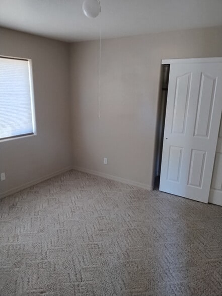 Building Photo - 2695 Broken Arrow St