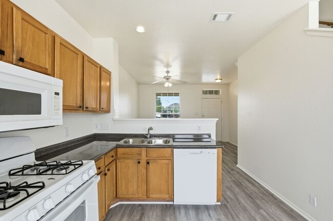 Building Photo - 2849 Southampton Way