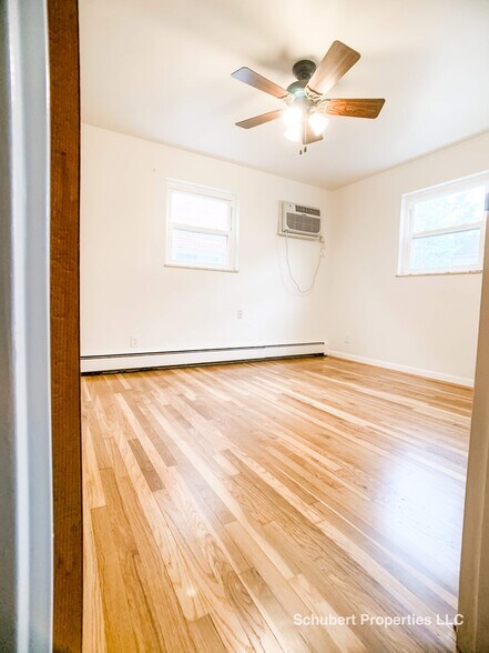 Bedroom 2 - 3154 Schubert Ave
