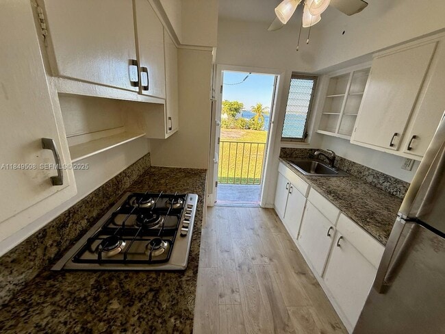 Building Photo - 7921 East Dr