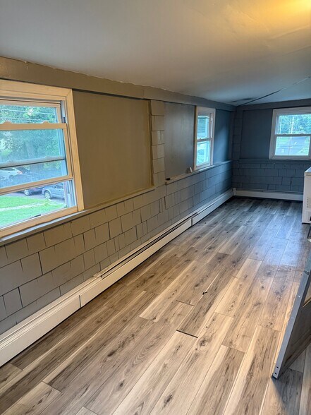 Building Photo - 29 Harding Ave