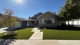 Building Photo - 3915 Timpview Dr