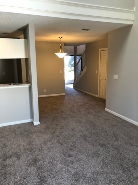 Building Photo - 340 Yorkshire Cir
