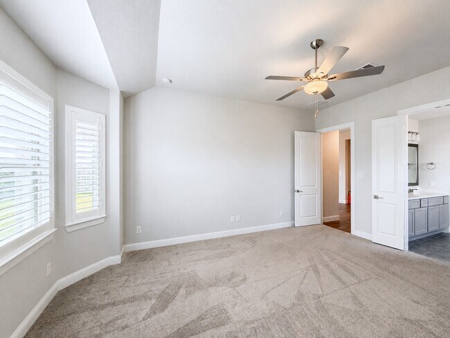 Building Photo - 13203 Wood Leaf Pk