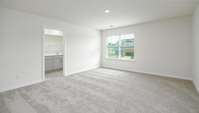 Building Photo - Modern 3-Bedroom Home in Community with Po...