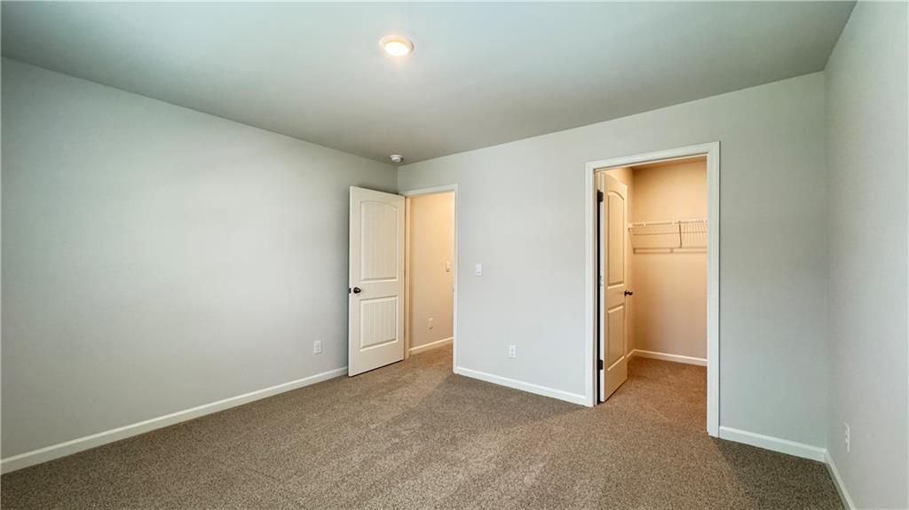 Building Photo - 56 Thompson Ridge Ln