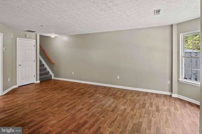 Building Photo - 50 Amberstone Ct