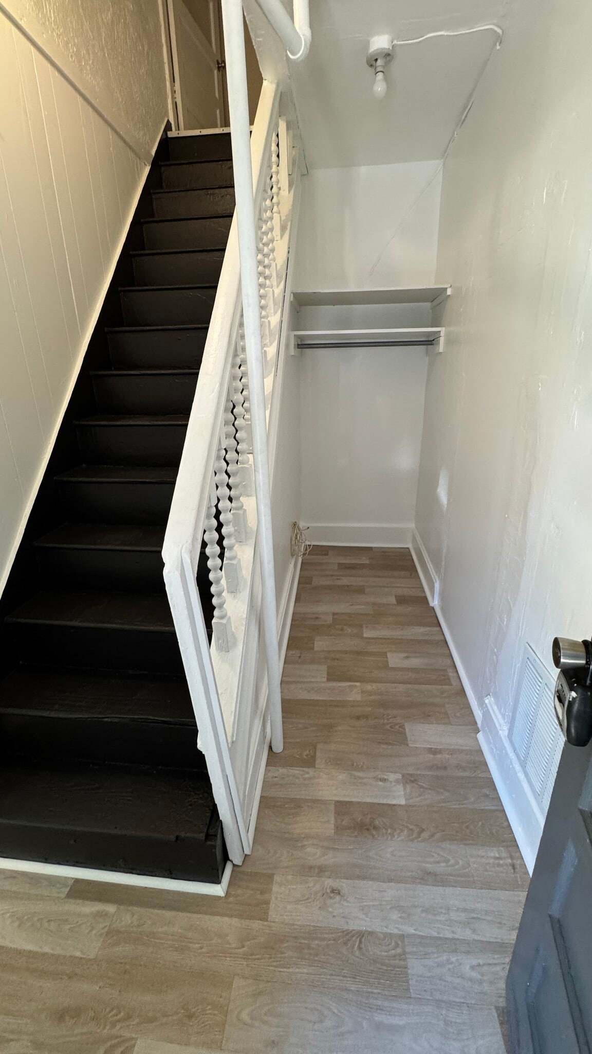 stairs - 921 S 14th St