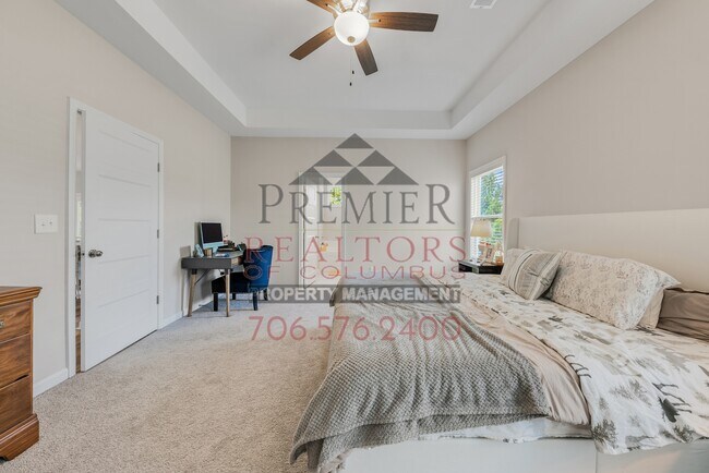 Building Photo - 13 Pebblebrook Ln