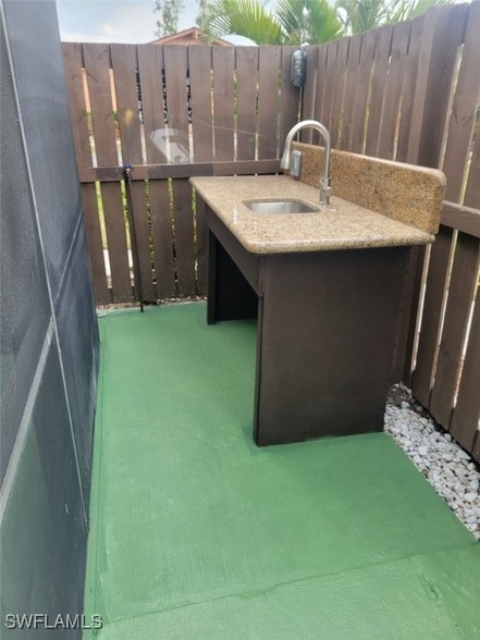 Building Photo - 6396 Royal Woods Dr