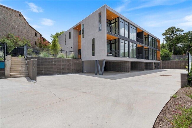 Building Photo - 1201 Enfield Rd