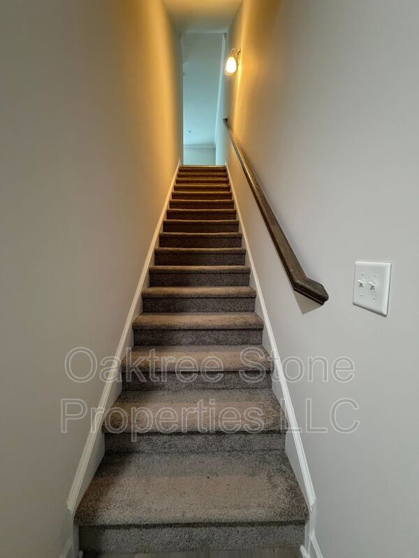 Building Photo - 2589 Ocean Dr NW