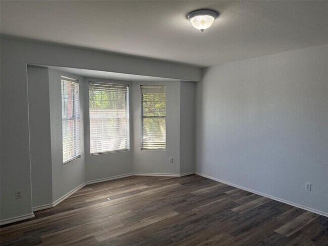 Building Photo - 1524 Lorson Loop
