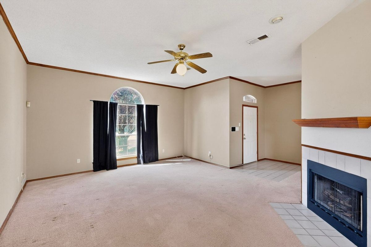 Building Photo - 10331 Hackamore Pl SW