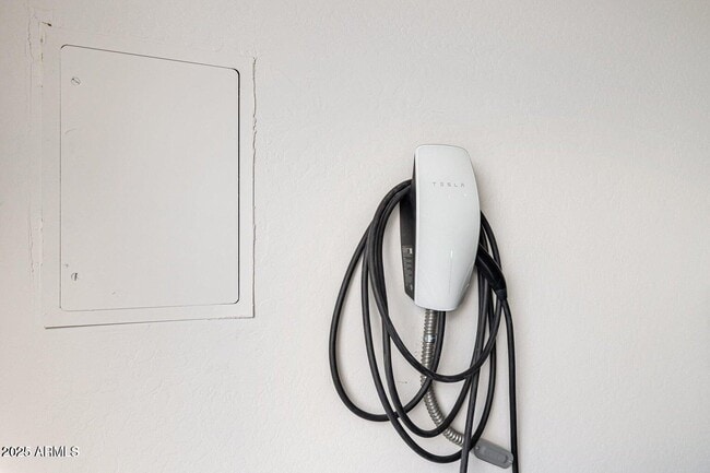 Building Photo - 16710 E Trevino Dr