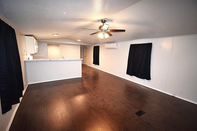 Building Photo - 6000 Spring Creek Rd