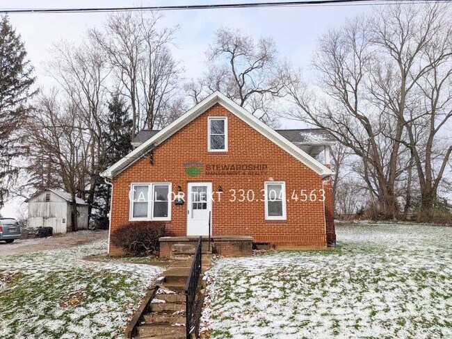 Building Photo - 133 Catherine St