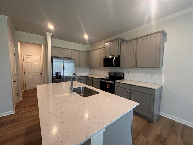 Building Photo - 22 Berryville Dr