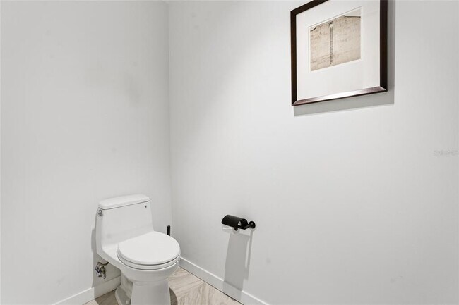 Building Photo - 777 3rd Ave N