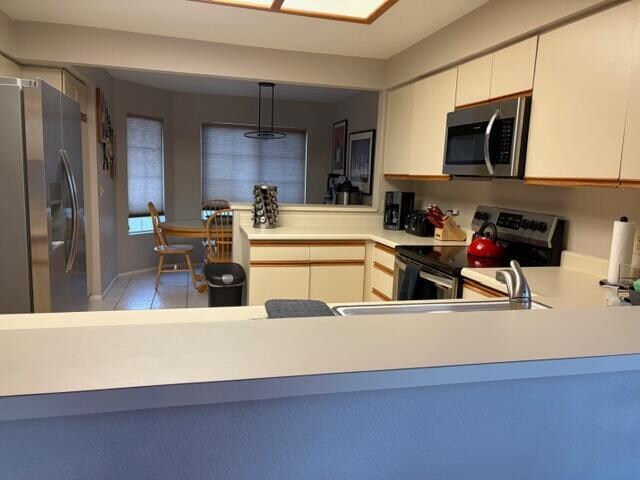 Building Photo - 726 Vista Lago Dr N