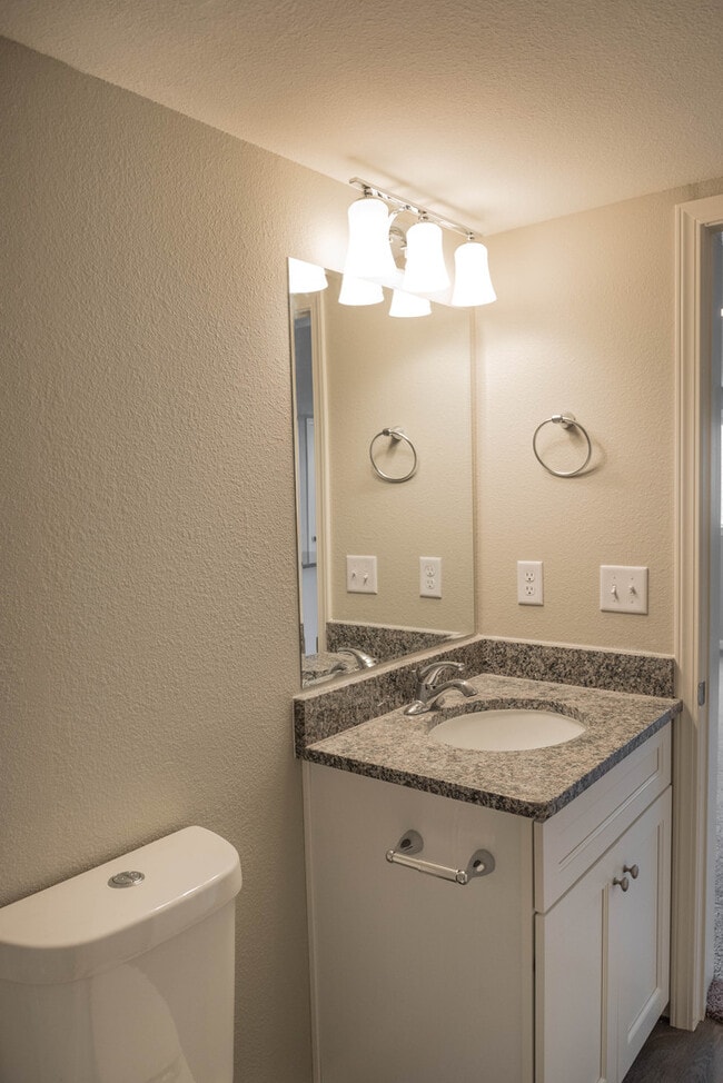 Building Photo - Remodeled home! Granite! SS Appliances!