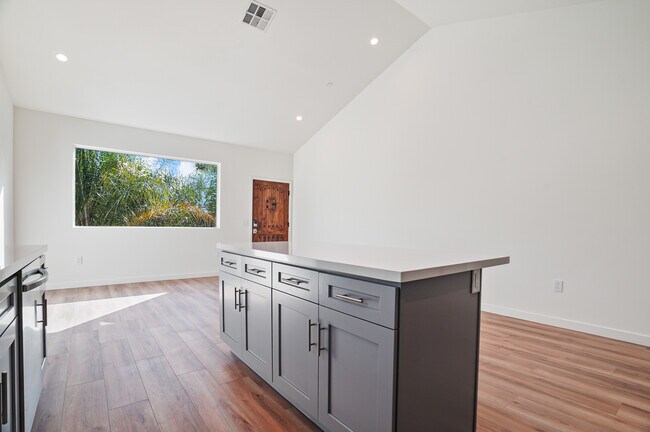 Building Photo - 5185 20th St