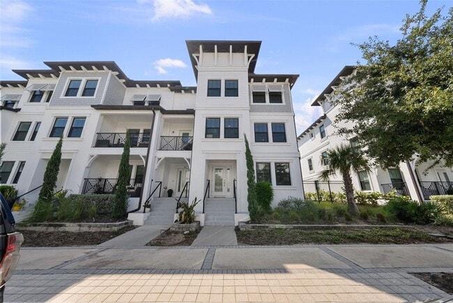 Building Photo - 5351 Bridge St