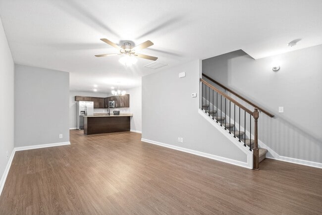 Building Photo - Pet Friendly Two Bedroom!