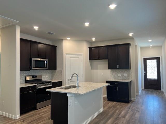 Building Photo - 114 Mountain Meadow Ln