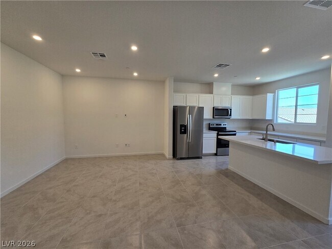Building Photo - 6271 Runestone St