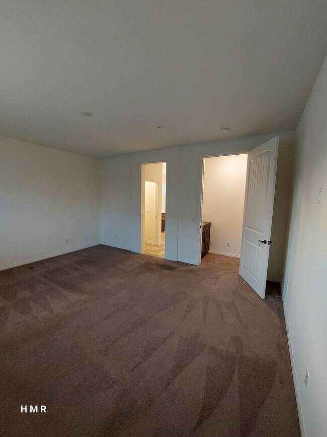 Building Photo - 13143 Chatham Dr