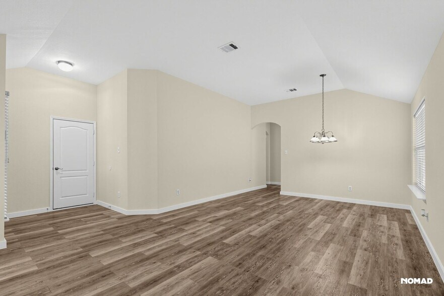 Building Photo - 8177 Ln Frontera Trl