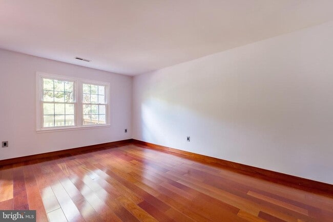 Building Photo - 7603 Heatherton Ln