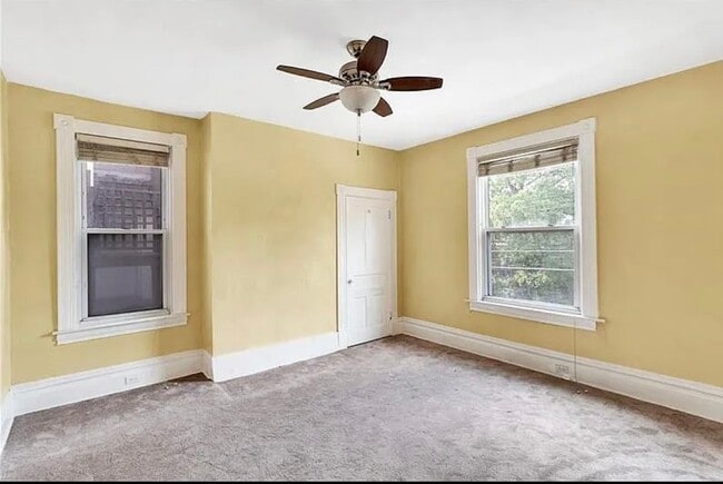 Building Photo - 310 N Linden Ave